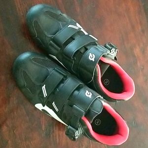 Peloton bike shoe